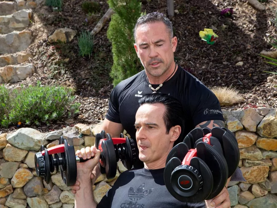 personal training karlsruhe zuhause hantel